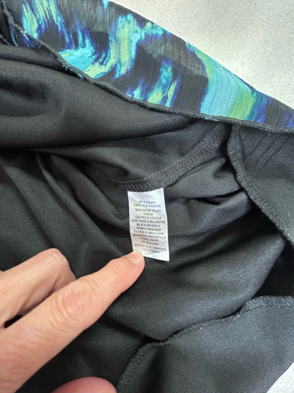 Teal and Green Abstract Print Maxi Dress - Picture 6 of 7